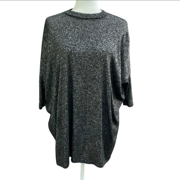 tiffany & grey Tops - Tiffany & Grey Women's Small Black & White Oversized Tunic Top Dolman Sleeve